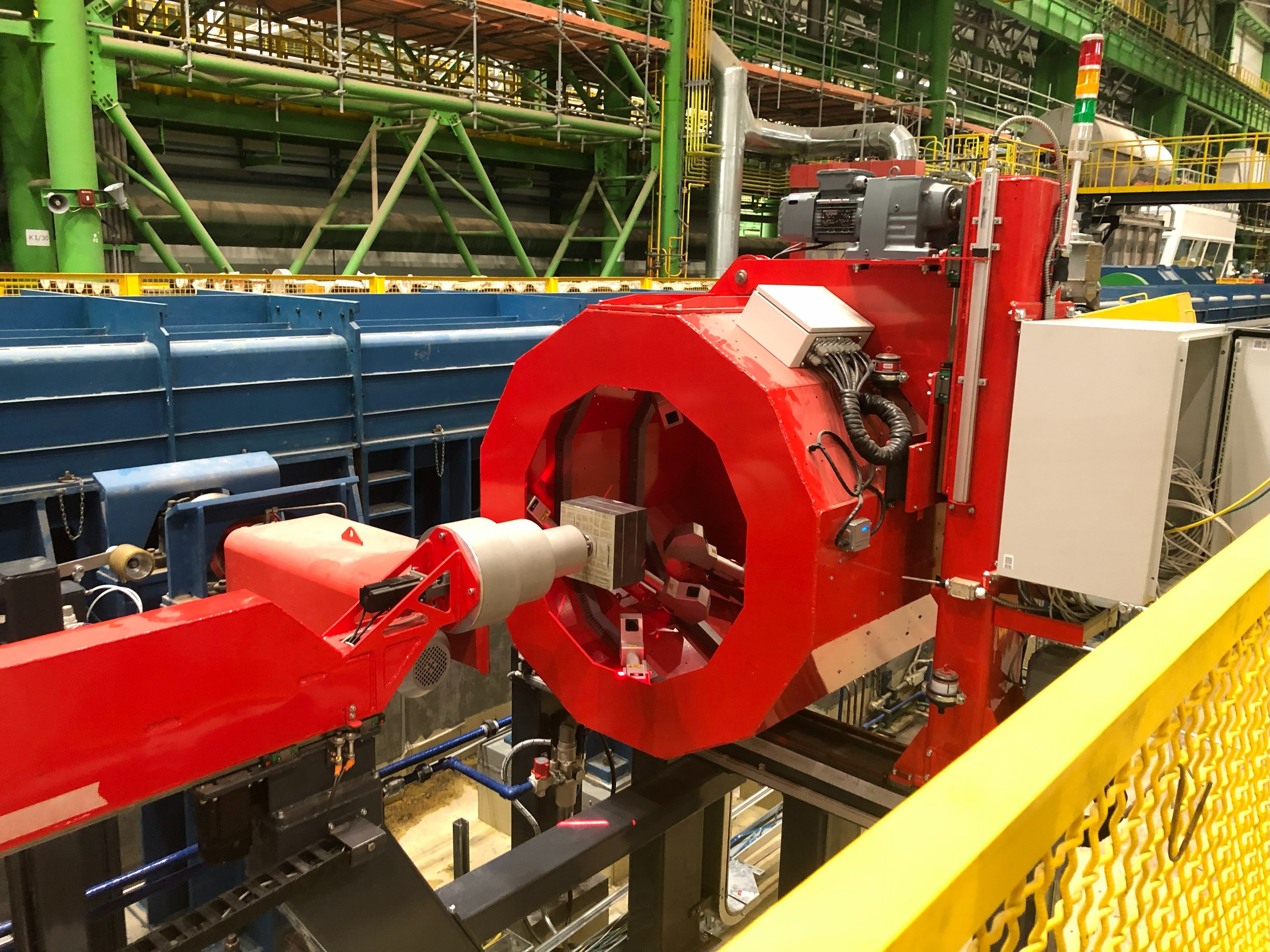 Устройство калибровки и юстировки